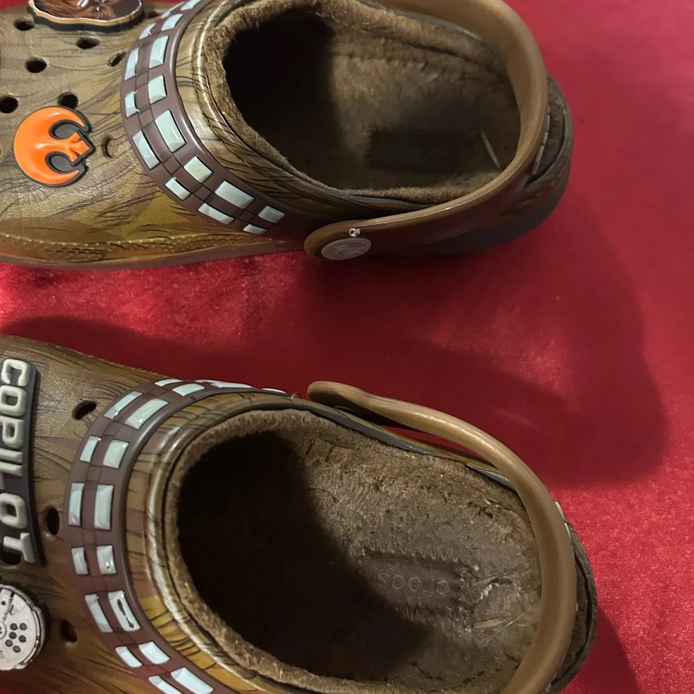 CROCS Kids Brown Star Wars Clogs  Nice! Let your kid be noticed! Unisex!